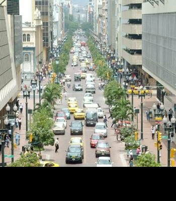 Avenida 9 de Octubore -- Guayaquil (undated)