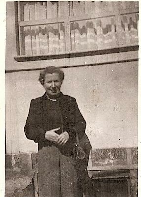 Victoria Schaechter (nee Wachsmann),  mother of Moselio (Elio) Schaechter