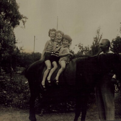 Renata, Gert & Janne on horse -- July 1932