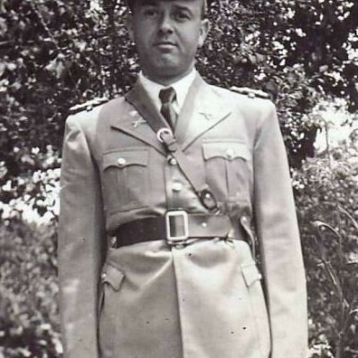 Date was 1941. Place: Ambato.