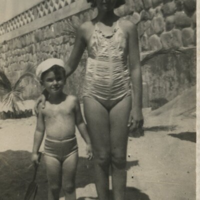 Niko and Katja Sifnaghel -- Playas