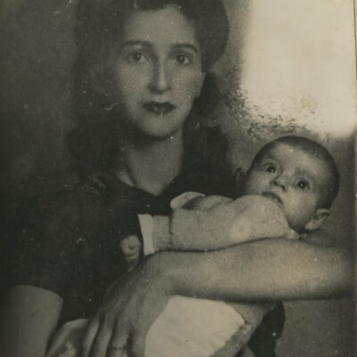 Gerda Sifnaghel and daughter, Katja -- 1942, Guayaquil