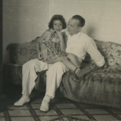 Katja Sifnaghel with her grand-father, Gustav Gumpel -- Guayaquil