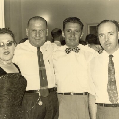 Tia Lia, tio Ruben, papa y Elias Brujis (undated)
