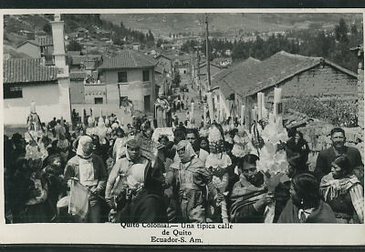 Quito -- Una tipica calle de Quito