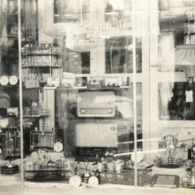 Vitrina Almacen La Marsellesa (undated)