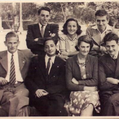 Back Row: l to r  Ludwig Nadelmann (who became the head of the Reconstructionist Movement in the US); Dita Ginsberg (Gumpel), Elio Schaechter
Front row: Werner Levy, Walter Karger, Renate Scharlach, Rolf Scharlach