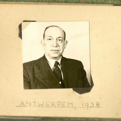 “Antwerpen, 1938”Berthold Gumpel (husband of Gertrud/Trudl Koppel Gumpel) -- page 11