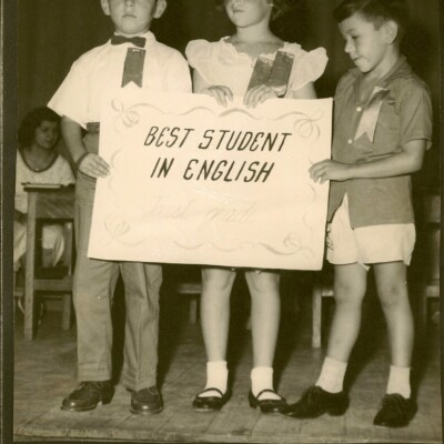 Peggy Grunewald (center) @ Escuela Americano -- 1960, Guayaquil